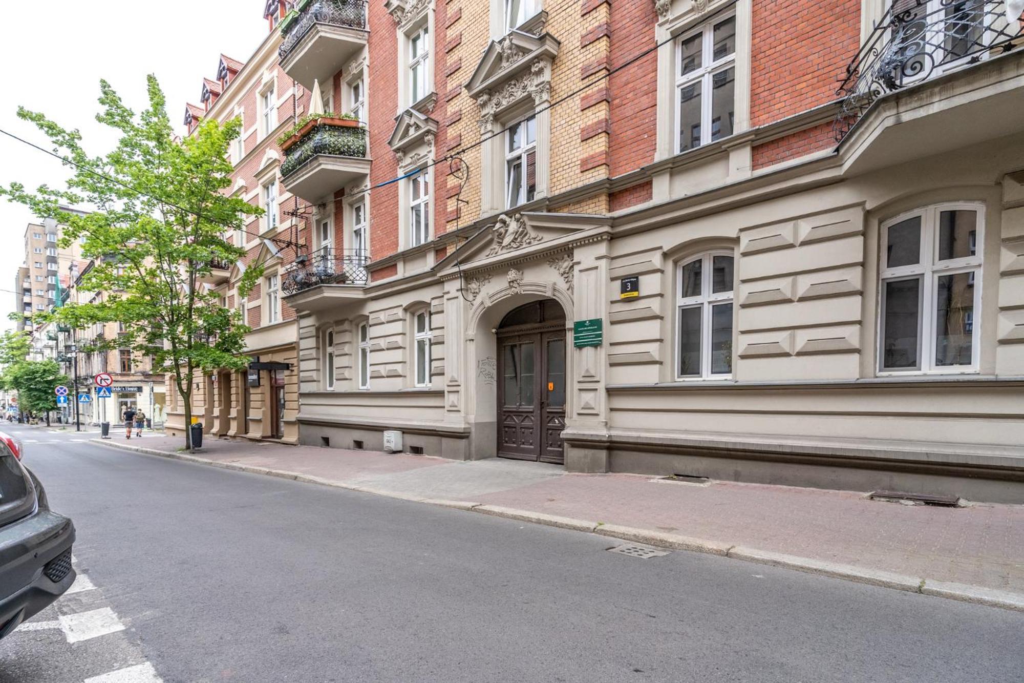Zwirki I Wigury Apartment